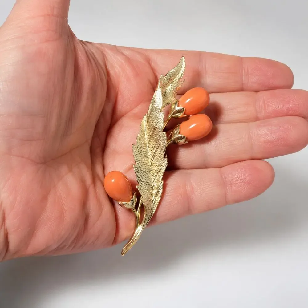 Vintage Sarah Coventry Brooch Pin Gold Tone Orange Lucite Floral Large 3.5